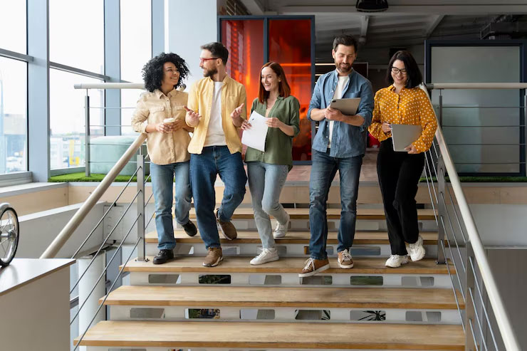 Join Our Team of Logistics Experts